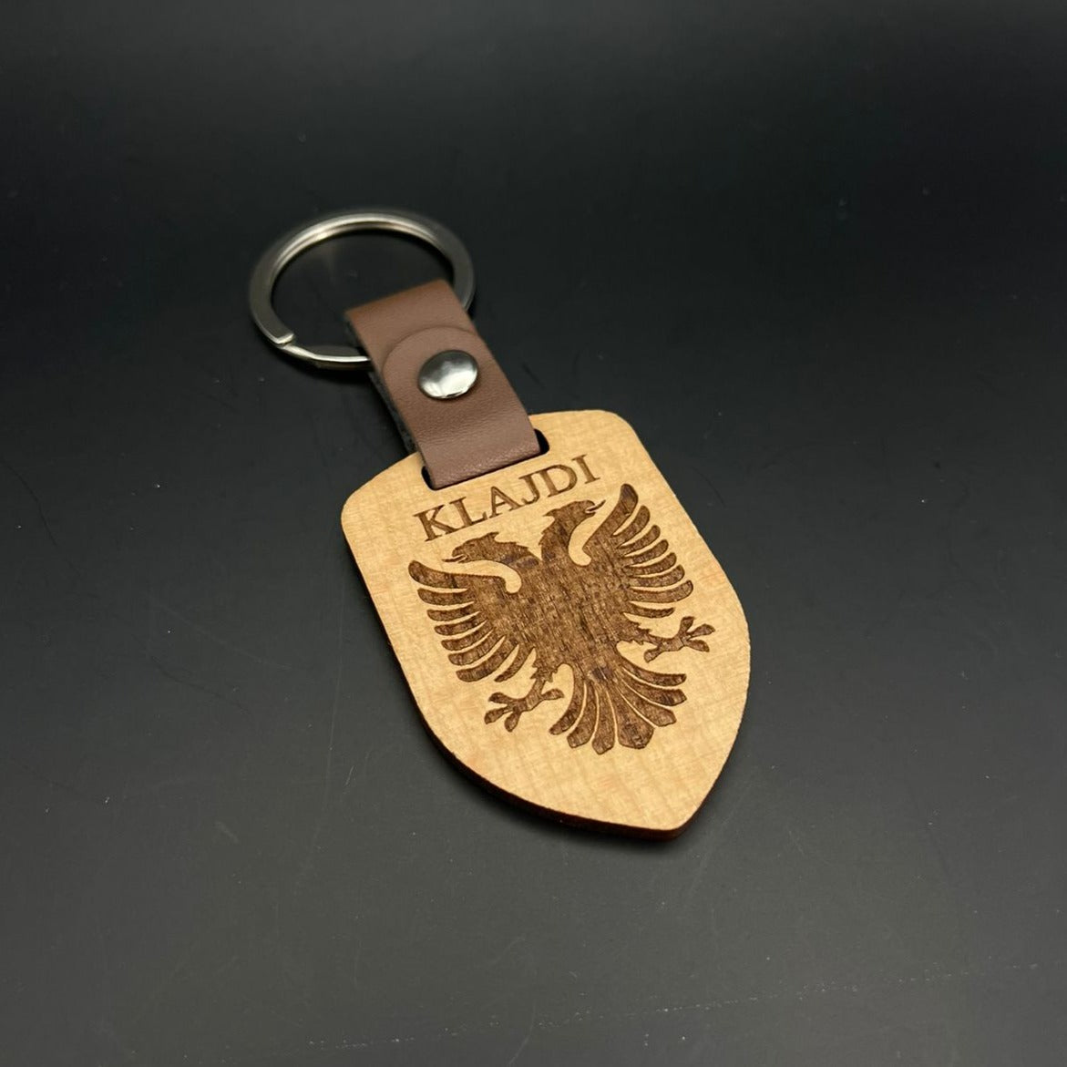 Varese Celesash e Personalizuar